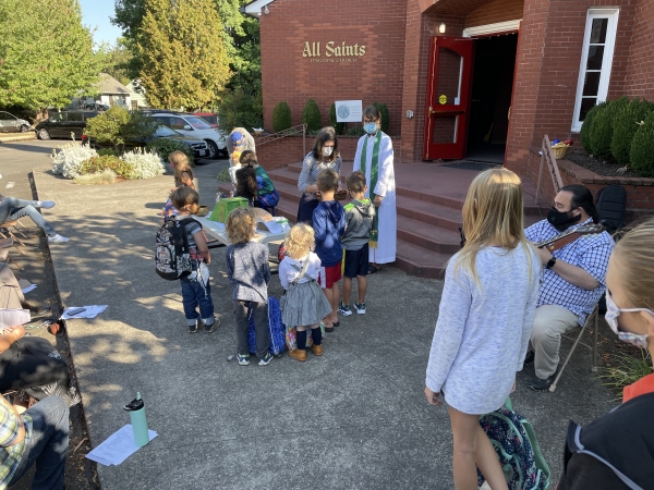 Weekly Rector's Note: ​Surrounded By the Prayers of the Community