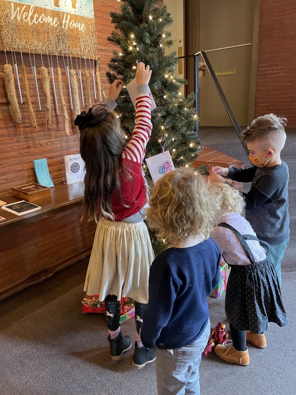 Weekly Rector's Note: Everything Advent